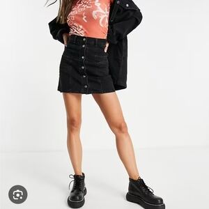 Asod Black Button-Front Denim Skirt